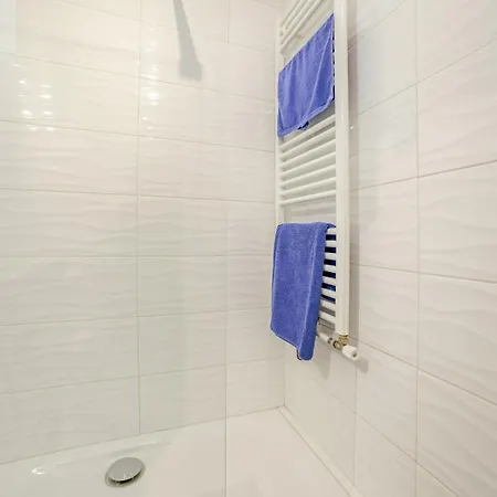 Calme, Clim, Patio Xxl, Piscine&parking Apartament *