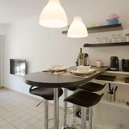 Appartement Dans Un écrin De Verdure Hyères