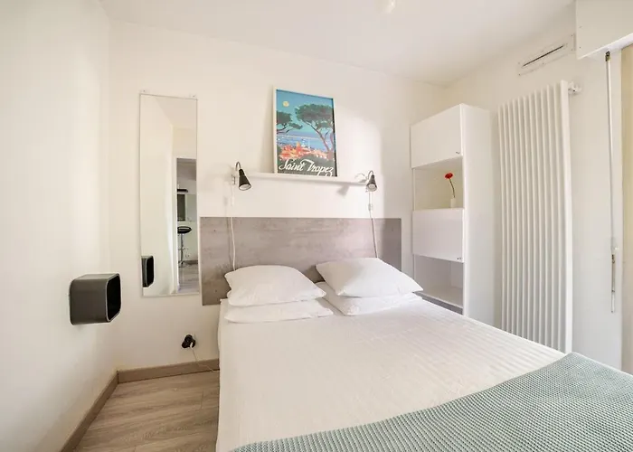 Calme, Clim, Patio Xxl, Piscine&parking Lejlighed