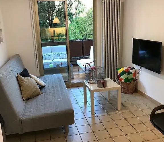 Calme, Clim, Patio Xxl, Piscine&parking 耶尔